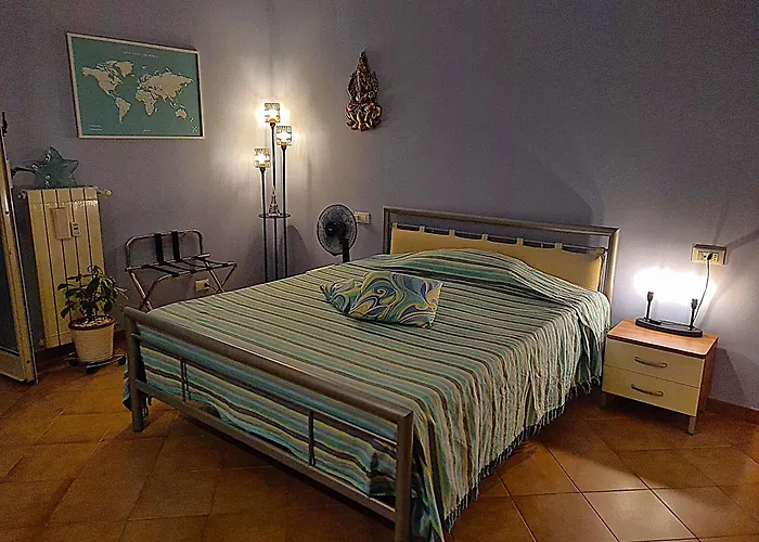 Semi-central Eratostene - Metro Straight To Colosseum! Homestay Rome